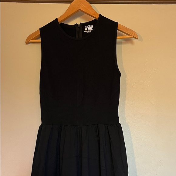 OQQ Black Jumpsuit wide leg - Picture 5 of 6
